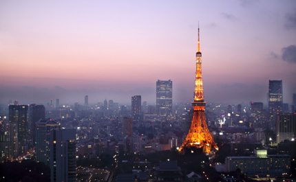 Vue sur la tour de Tokyo illuminée
